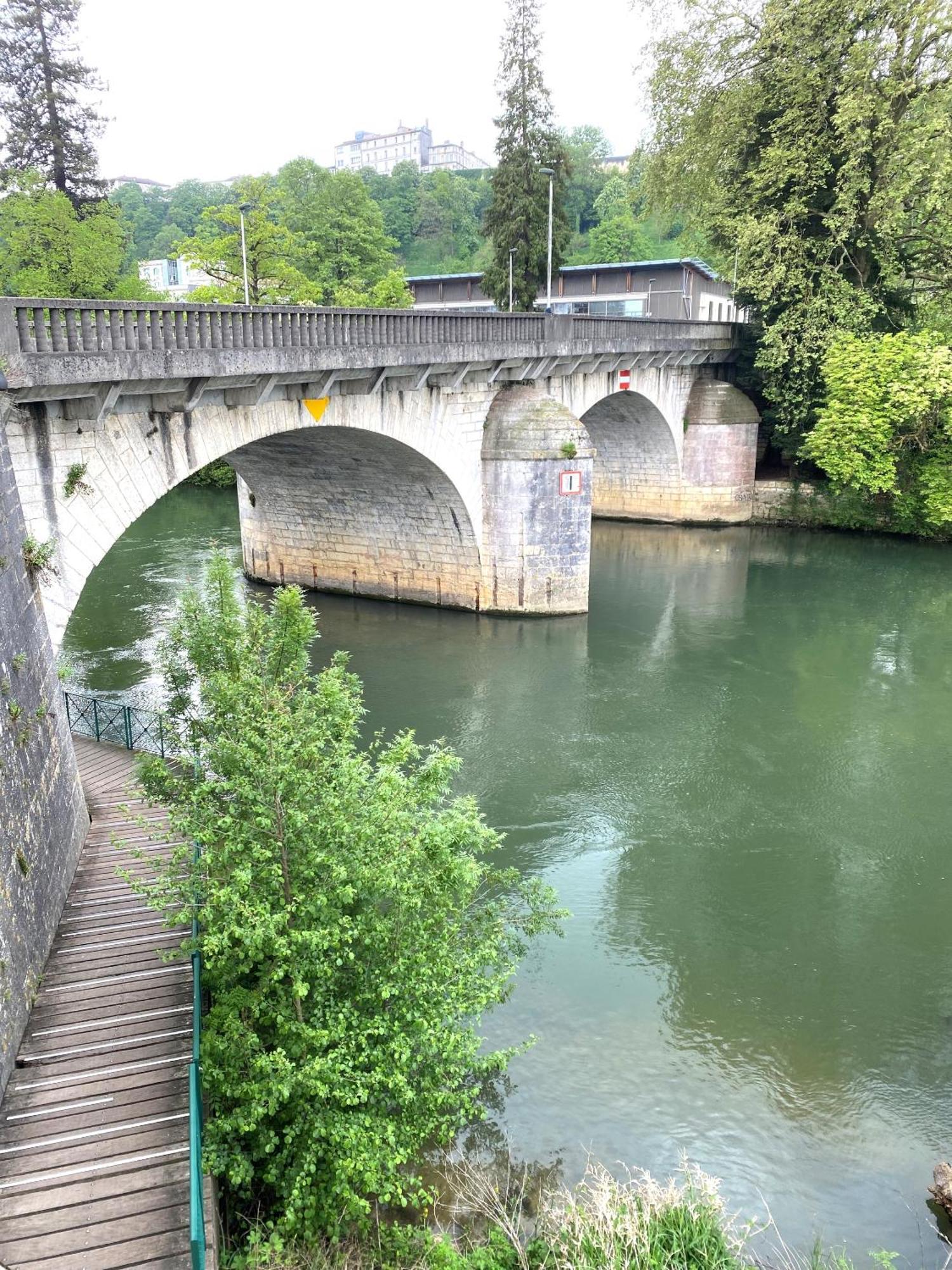 Confortable T2 Sur Les Rives De La Charente أنغوليم المظهر الخارجي الصورة
